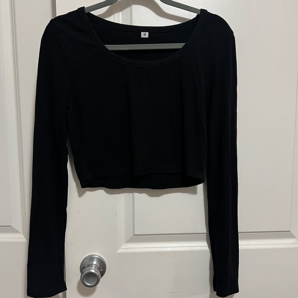 Black Women's Long Sleeve Crop Top